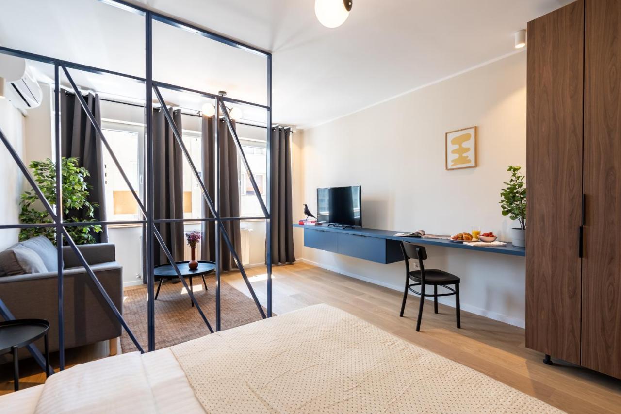 Elegant Studio In The Heart Of The Town Bucureşti Ngoại thất bức ảnh