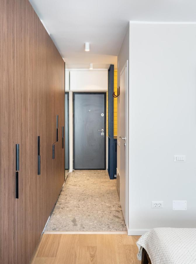 Elegant Studio In The Heart Of The Town Bucureşti Ngoại thất bức ảnh