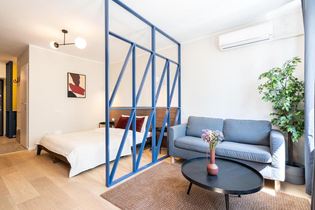 Elegant Studio In The Heart Of The Town Bucureşti Ngoại thất bức ảnh